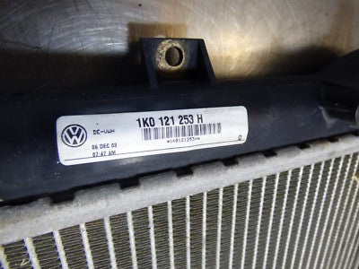 AUDI A3 8P VW 1.9 TDI Golf Passat Caddy III Touran Ladeluftkühler ORIGINAL gebraucht - 1K0145803A