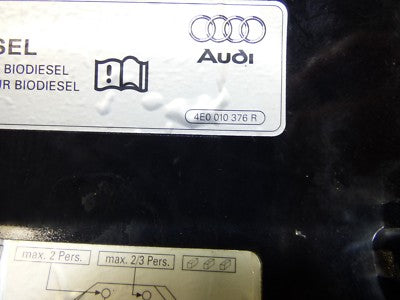 AUDI A8 4E Facelift Tankklappe Tankdeckel 4E0809857E  schwarz LZ9Y