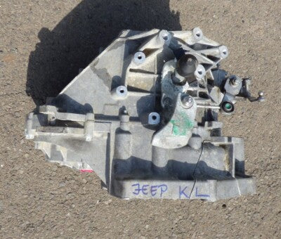 Jeep KL 2.0 MTJ 75TKm Diesel 140 PS 6 Gang Getriebe Schaltgetriebe ORIGINAL gebraucht - Cherokee