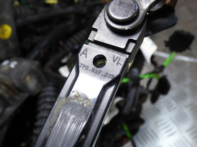 Porsche Cayenne II 92A Türbremse Türfangband vorne links oder rechts ORIGINAL gebraucht - 7P0837249