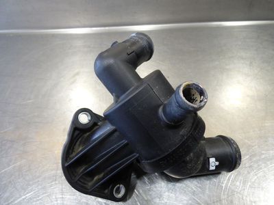 Skoda Octavia II AUDI Q3 2.0 TDI Thermostatgehäuse ORIGINAL gebraucht - 03L121111AE