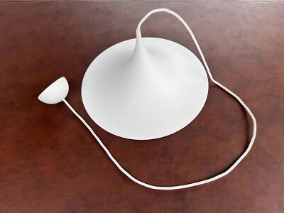 GUBI Semi Design Pendelleuchte Ø 47 cm matt weiß Made in Denmark 1968 gebraucht - Original