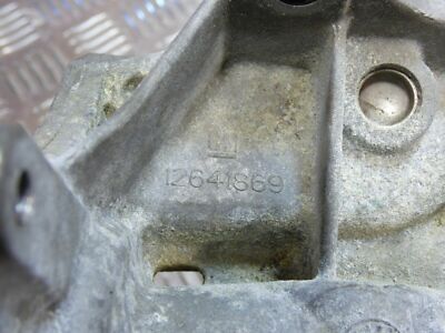 Opel Astra K 1.4 TURBO Insignia B Mokka Halter Gehäuse Wasserpumpe GM 12641869