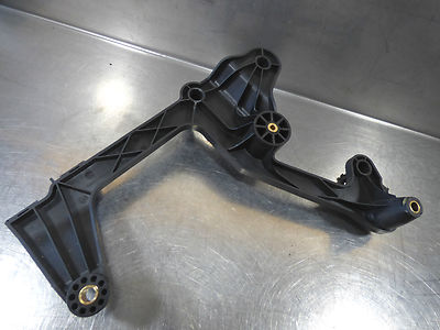 VW Passat B8 3G 2.0 TDI Halter Träger Luftfilterkasten 3Q0129671A ORIGINAL gebraucht - Aufnahme