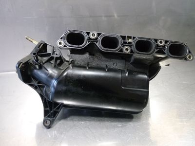 Toyota Avensis GS 1.8 VVT-i Ansaugbrücke