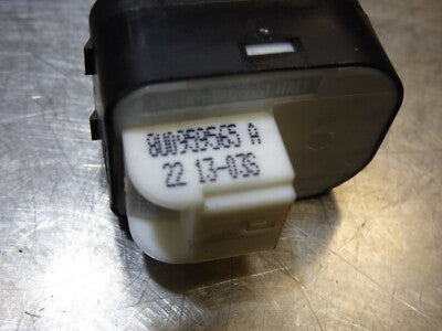 AUDI Q3 8U Spiegelverstellung für Komfortsysteme 8U0959565A ORIGINAL gebraucht - Schalter