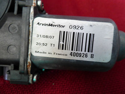 Nissan Navara Aventura Bj.: 2008 Fensterhebermotor hinten rechts 400926B