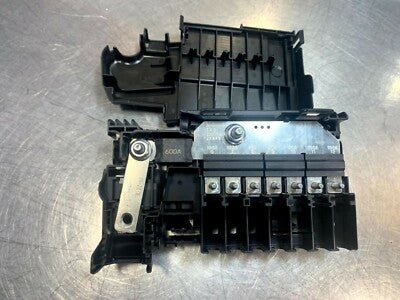 OPEL ASTRA K   SICHERUNGSKASTEN FUSEBOX GM 39023241