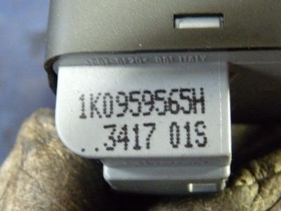 VW PASSAT 3C 2.0 TDI BKP 1K0959565H / 1K0 959 565 H ORIGINAL gebraucht - Aussenspiegelverstellung