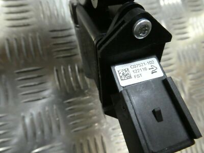 Opel Astra K 2017 El. Fensterhebermotor VVorne Links -100 C07521-102 ORIGINAL gebraucht - C46106