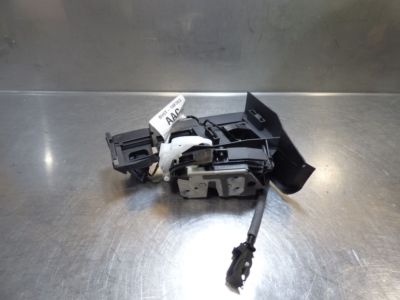 Ford Focus III MK3  Türschloss hinten links  BM5A-A26413-BE / BM5AA26413BE