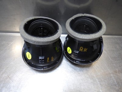 Audi A1 8X 1 stück Original  Luftdüse Luftdusche Luftausströmer MITTE 8X2820951