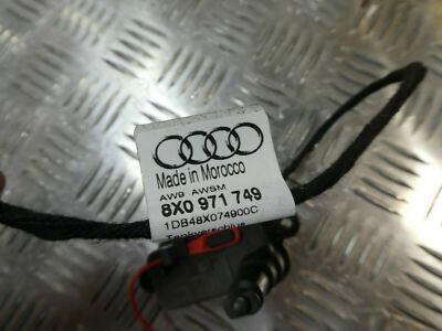 AUDI A1 8X Stellelement Tank Schloss Stellmotor 4L0862153C gebraucht - Original