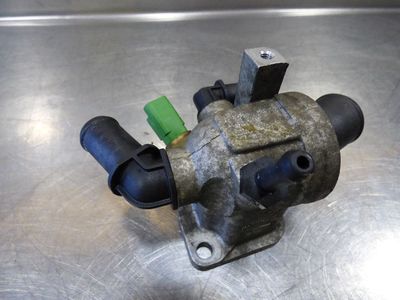 Opel Corsa D 1.3 CDTI  Thermostatgehäuse 55224022