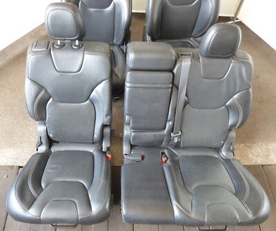 Jeep KL Leder Sitze hinten links und rechts Innenausstattung ORIGINAL gebraucht - Cherokee
