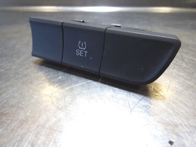 Audi A1 8X knopf druck reifen Mehrfachschalter Schalter 8X0959674B ORIGINAL gebraucht - Steuerung