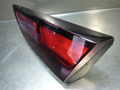 OPEL ASTRA K Limo 5 türer Rückleucht innen Heckklappenleuchte rechts 39032993