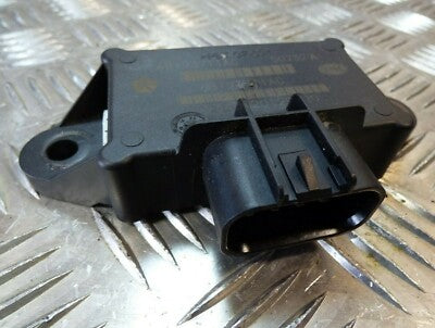 Original Fiat Tipo II Facelift Innenraumsteuergerät Kraftstoffpumpe gebraucht - 68193711AC