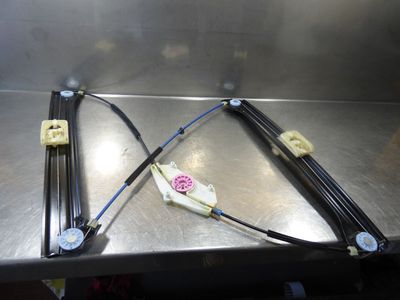 VW Touran II 5T Fensterhebermechanik vorne rechts 5TA837462 / 5TA 837 462