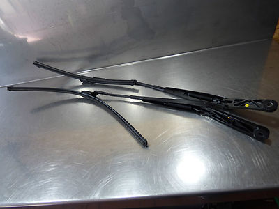 VW Passat 3G B8 original vorne Wischerarme Aero Twin Wischer 3G1955409 3G1955410
