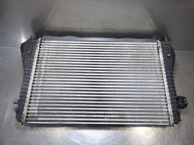 AUDI A3 8P VW 1.9 2.0 TDI Golf Passat Caddy III Touran Ladeluftkühler 1K0145803A