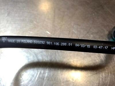 Porsche 981 Überlaufschlauch Schlauch Motoröl Öldeckel Rohr 98110628801