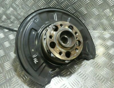 Original Mercedes W204 C Klasse Achsschenkel hinten Links mit handbremse