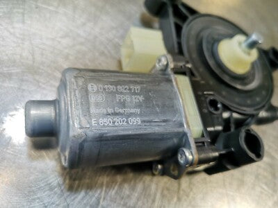 Audi Q2 2018 Fensterhebermotor vorne links 5Q0959801B RHD Front Right gebraucht - Original