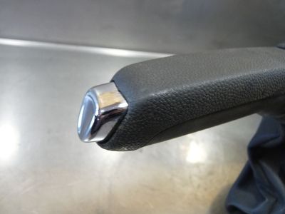 Opel Corsa D 1.4 Handbremshebel Handbremse Manschette Hebel 13255754