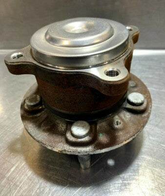 OPEL ASTRA K 1.4 Turbo Radnabe Hinten Links = Rechts GM 13507454