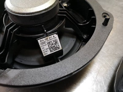 Audi Q2 A3 8V Hochtöner Hochton 8V0035411B ORIGINAL gebraucht - Lautsprecher