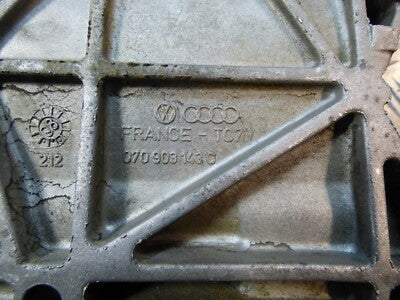 VW Transporter T5 2.5 TDI AXD BNZ Motorhalter * ORIGINAL gebraucht - 070903143C