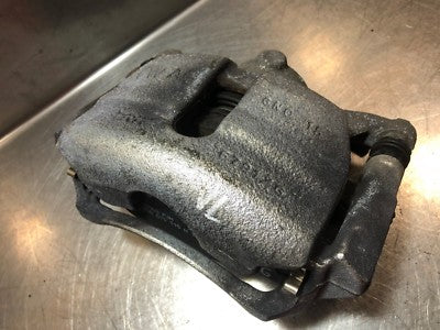 Audi A3 8V VW Golf 7 Bremssattel vorne links NUR 6500 km Lafleistung ! 2017