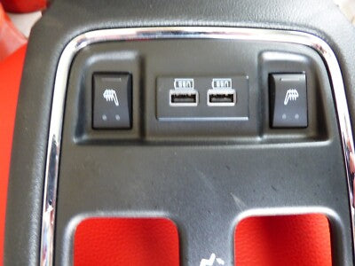 Jeep Grand Cherokee WK2 Mittel verkleidung hinten mit USB Media Hub ORIGINAL gebraucht - 68145567AA