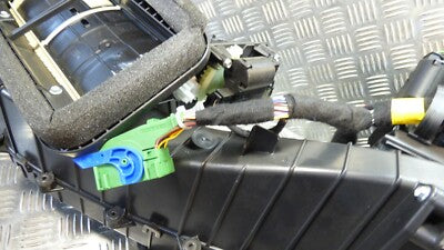 Alfa Romeo Stelvio Q4 2021 Heizkasten heizungkasten 00505627180