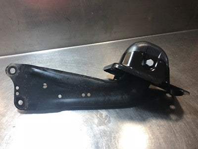 Audi A3 8V 8V1 5Q0501052QP Achslenker Längsträger rechts hinten  VW SEAT SKODA.