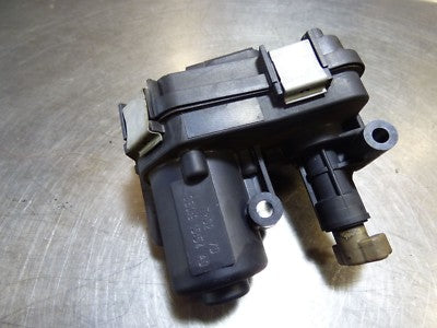 Opel Insignia 2.0 CDTI  Stellmotor Drosselklappe MAGNETI MARELLI
