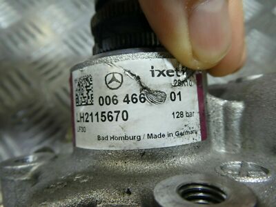Mercedes W204 C220 CDI 125KW OM651 Servopumpe Lenkhgelfpumpe Pumpe A0064661501