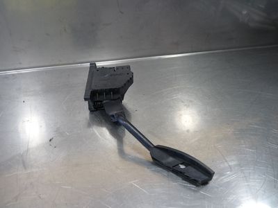 Opel Corsa D 1.4 Gaspedal elektrisch 55702021 rechtlenker RHD