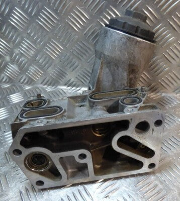 VW Transporter T5 2.5 TDI AXD Ölfiltergehäuse Ölfilterhalter ORIGINAL gebraucht - 070115389E