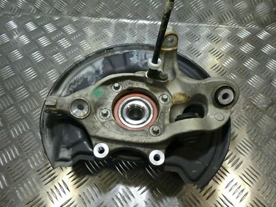 Original Mercedes W204 C Klasse Achsschenkel hinten Links mit handbremse