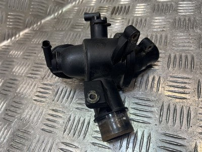 Mercedes Sprinter W906 2.2 CDI Thermostatgehäuse Thermostat A6512001215