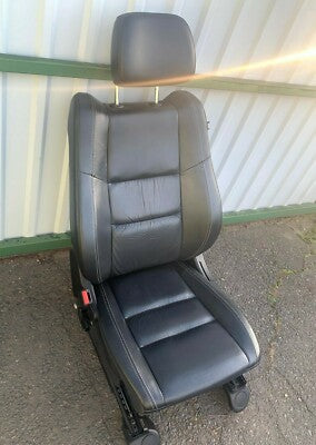 Jeep Grand Cherokee IV WK2 2015 Leder Sitze Vorne Links in schwarz TOP ZUSTAND !