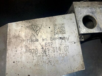 Original Porsche Panamera 970 Abstützung Halterung Rechts  97034111407