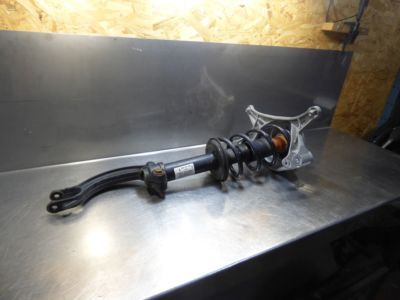 Audi A4 8K2 B8 2.0 TDI  Federbein vorne links 8K0031CB / 8K0 031 CB