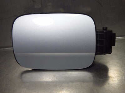 Audi A4 S4 8K Tankdeckel LX7W Silber gebraucht - Eissilber gebraucht - 8K0809999A gebraucht - Original