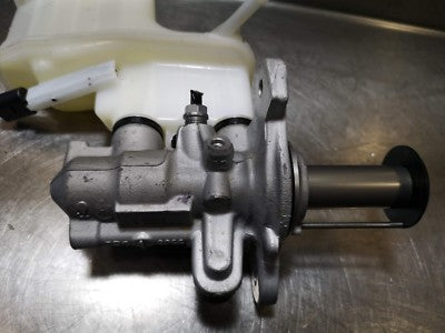 AUDI Q2 A3 Orig. Hauptbremszylinder mit Ausgleichsbehälter TRW 502611301G