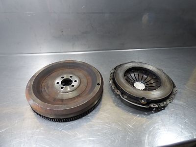 VW Passat 1.6 TDI Kupplungssatz 03L141025Q / 03L06101101