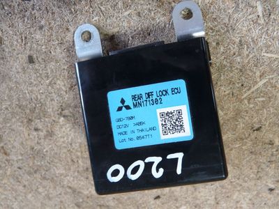 MITSUBISHI L200 2.5 DiD Steuergerät Differentialsperre hinten ORIGINAL gebraucht - MN171302