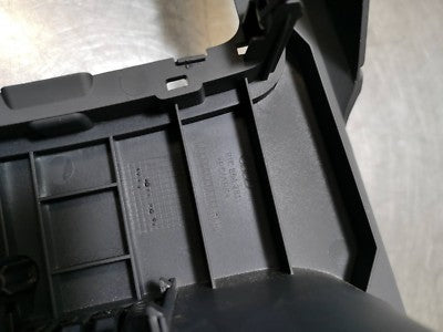 AUDI Q2 Orig. Mittelkonsole Soul 81C864261 ORIGINAL gebraucht - Verkleidung